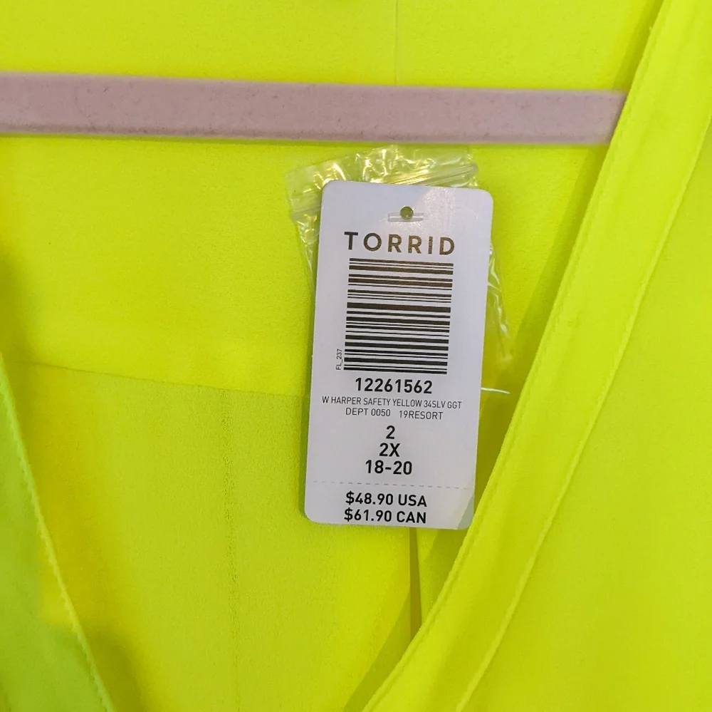 Torrid Top - Picture 4 of 4
